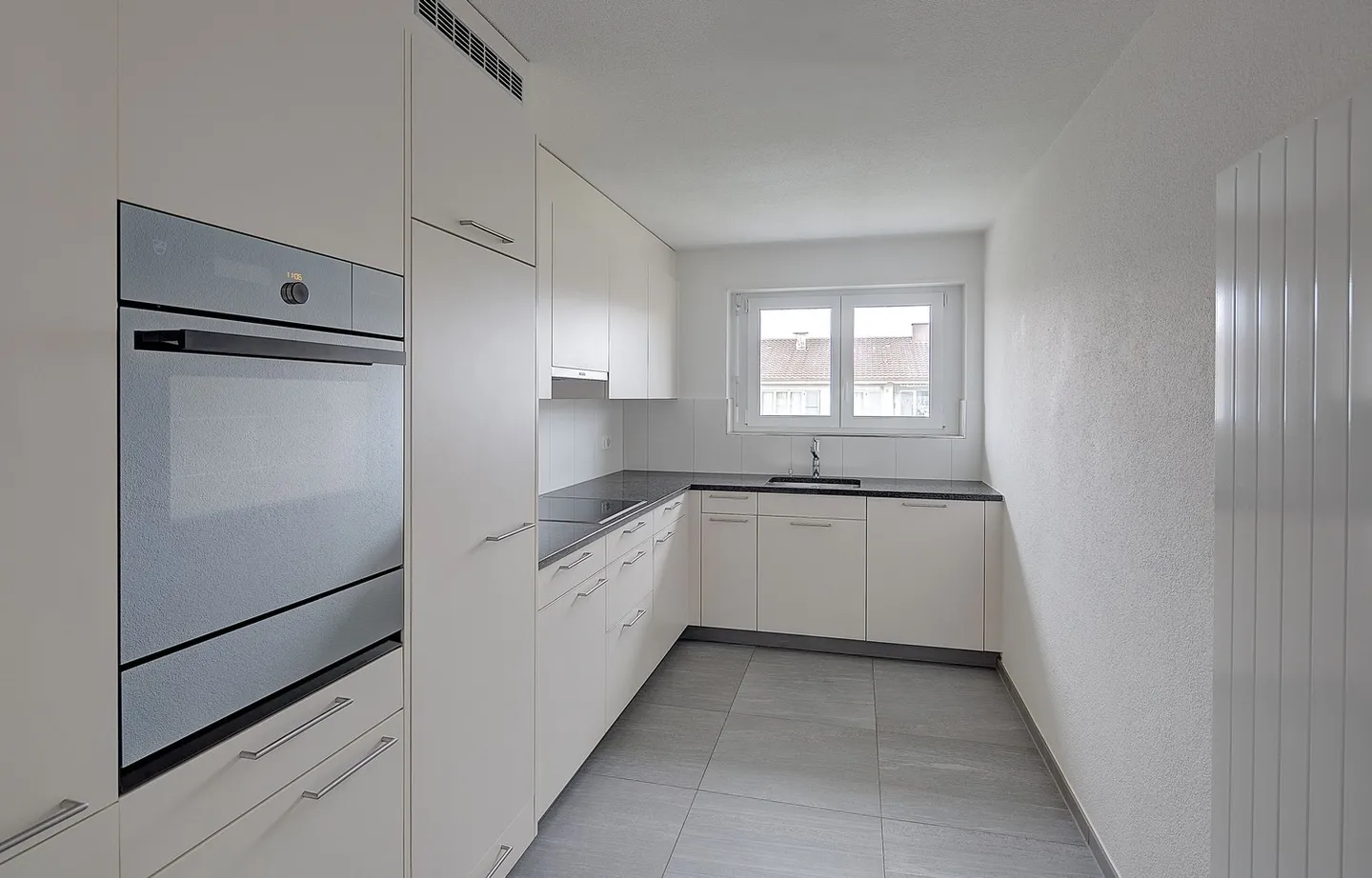 Your new home: Bright 3-room apartment in Madiswil - Photo 2 of 5