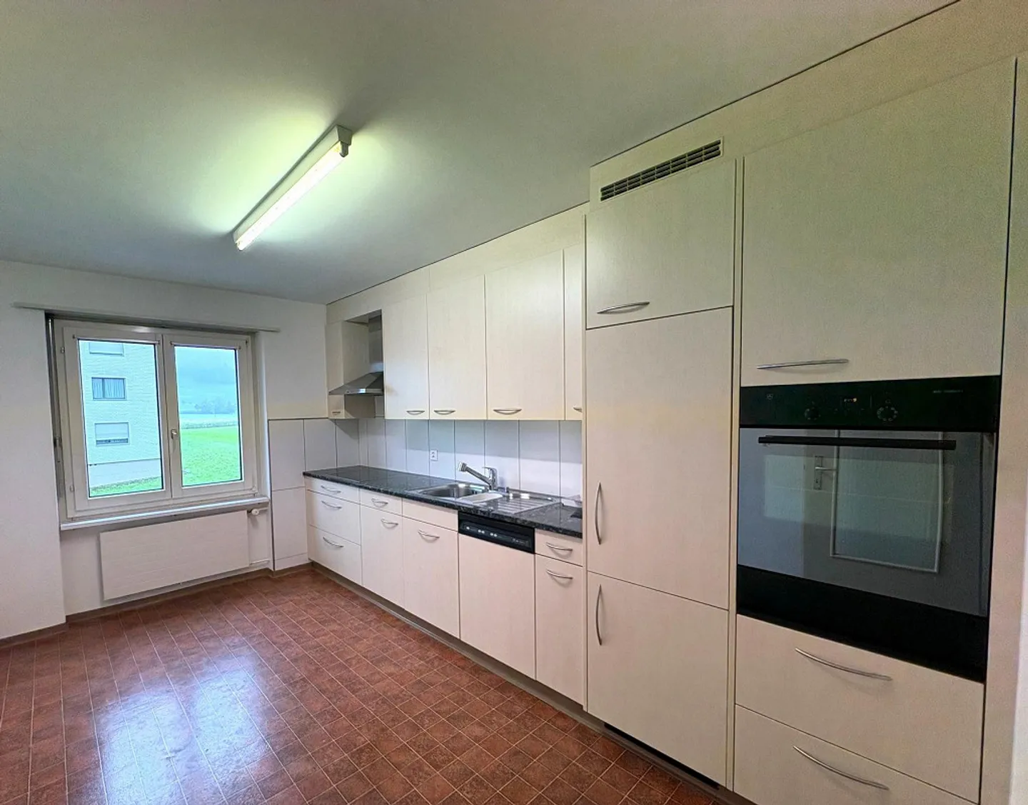 3.5-Zimmer-Wohnung mit Balkon - Foto 2 von 13