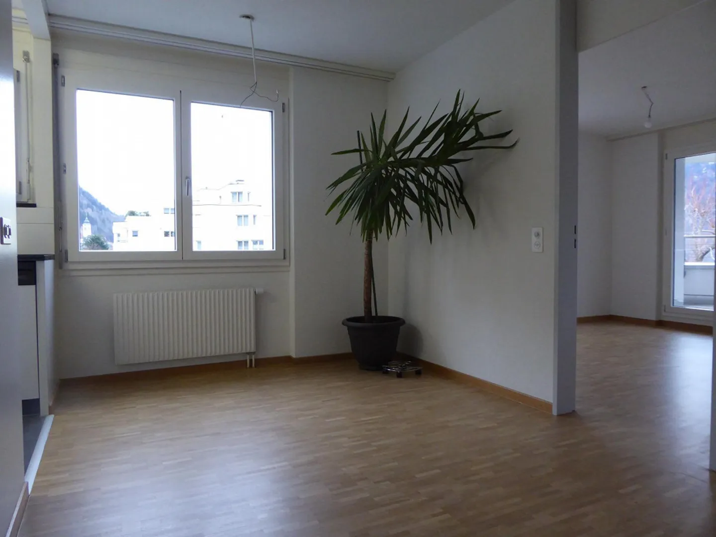 Appartamento 3.5 locali con vista sul lago e sulle montagne - Foto 5 di 8