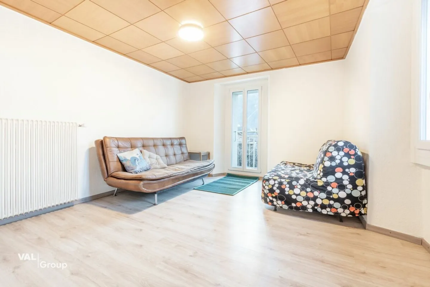 Geräumiges, vollständig renoviertes Doppelhaus - Foto 4 von 11