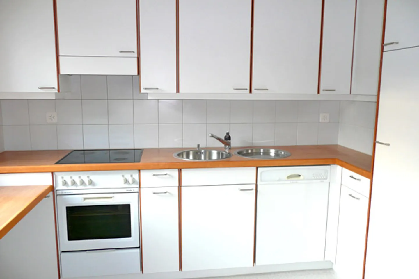 Apartment limited until 31.03.2028 - Photo 4 of 5