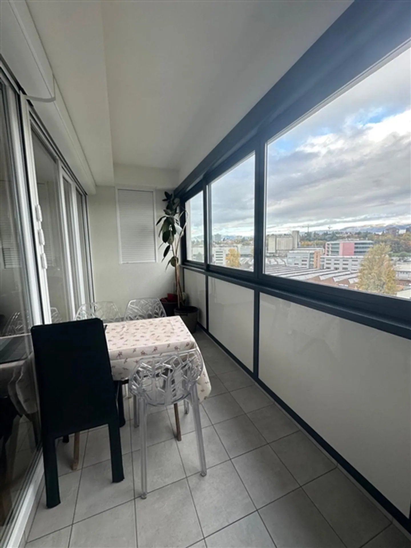 Appartement de 6 pièces à Carouge - Photo 9 sur 10