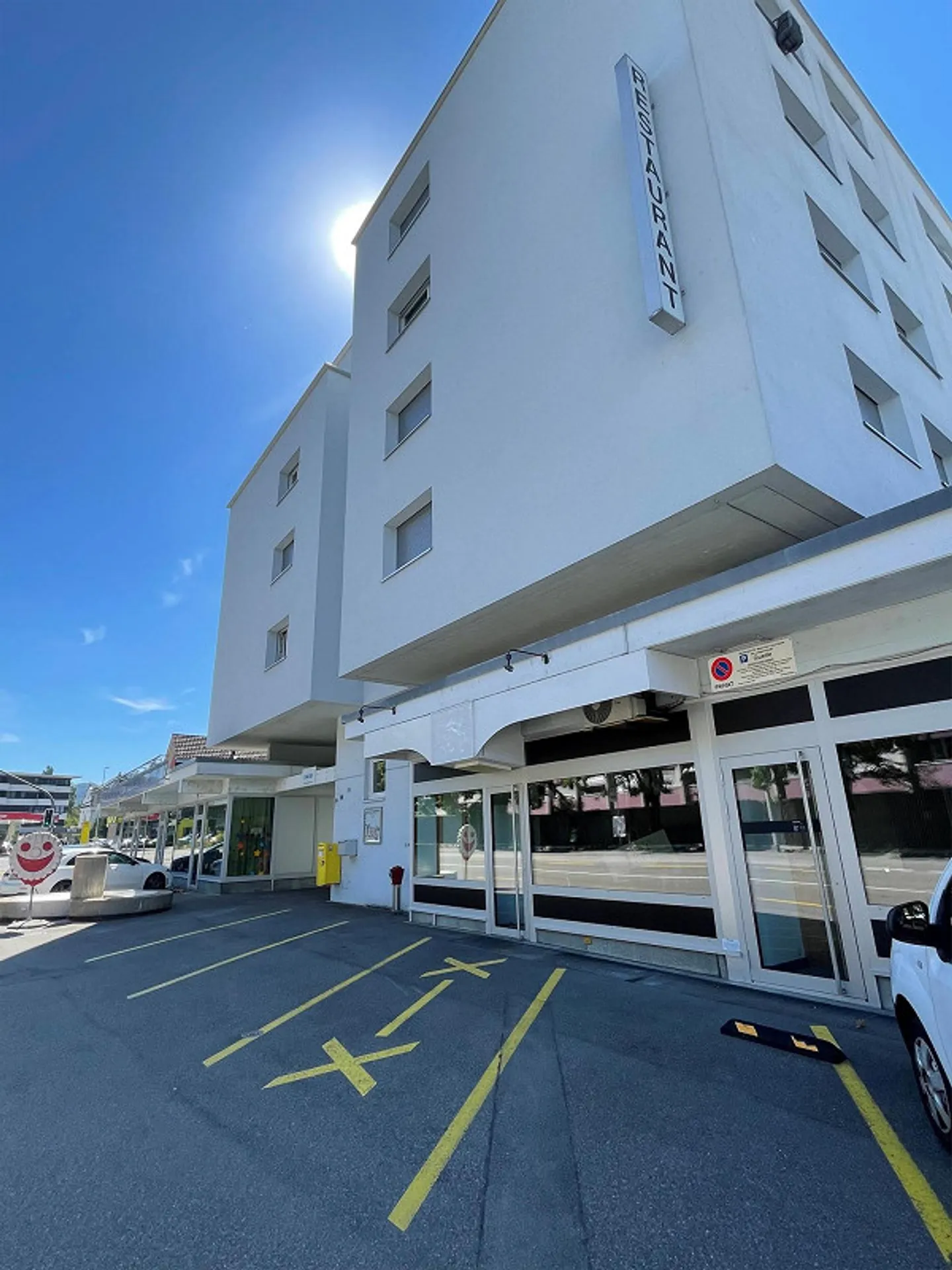 Attractive commercial space with 37m2 - Photo 1 of 3