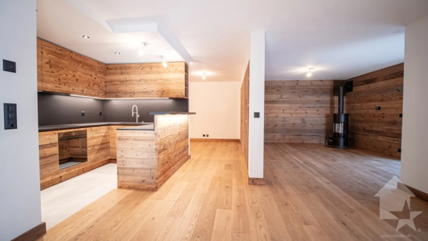 Stunning high-end apartment near the slopes - Photo 2 of 20