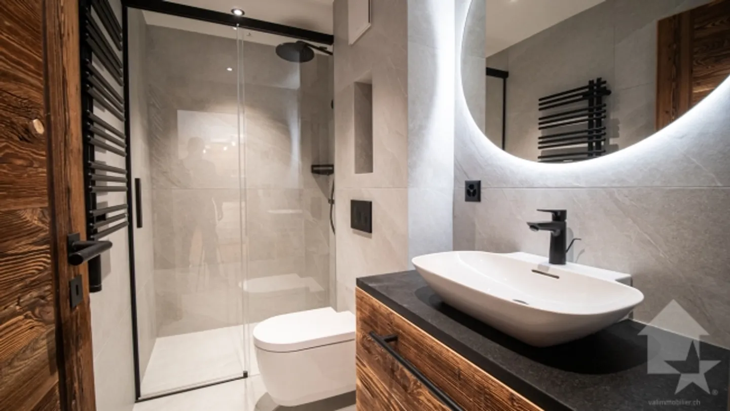 Stunning high-end apartment near the slopes - Photo 18 of 20