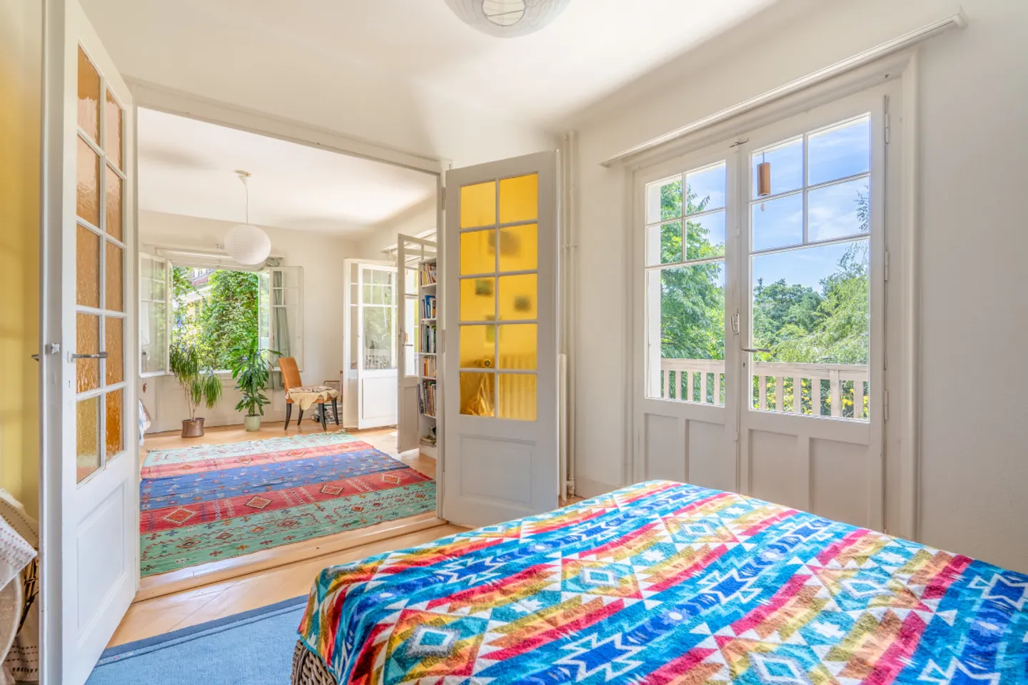 EXKLUSIV IN LAUSANNE - HAUS MIT 6 ZIMMERN, SEEBLICK & GARTEN - Foto 2 von 13