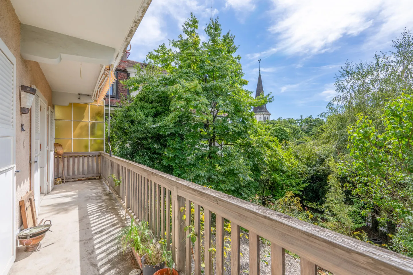 EXKLUSIV IN LAUSANNE - HAUS MIT 6 ZIMMERN, SEEBLICK & GARTEN - Foto 3 von 13