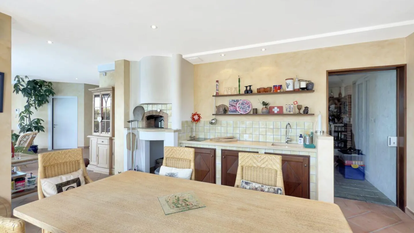 Villa di Lusso con Vista Lago - Foto 11 di 17