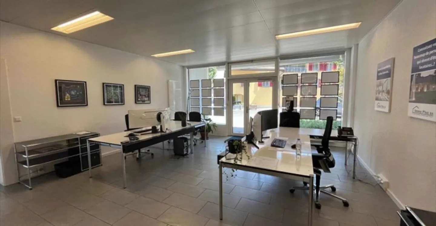 Office space for rent - Photo 3 of 6