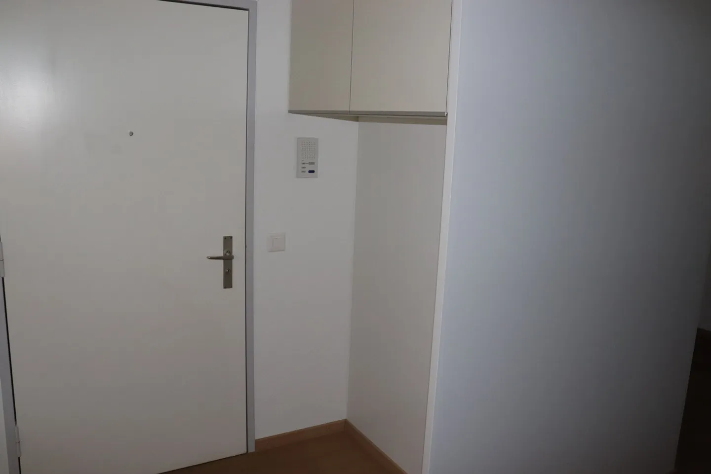 Appartamento attraente di 4,5 stanze in posizione centrale a Biberist! - Foto 2 di 11