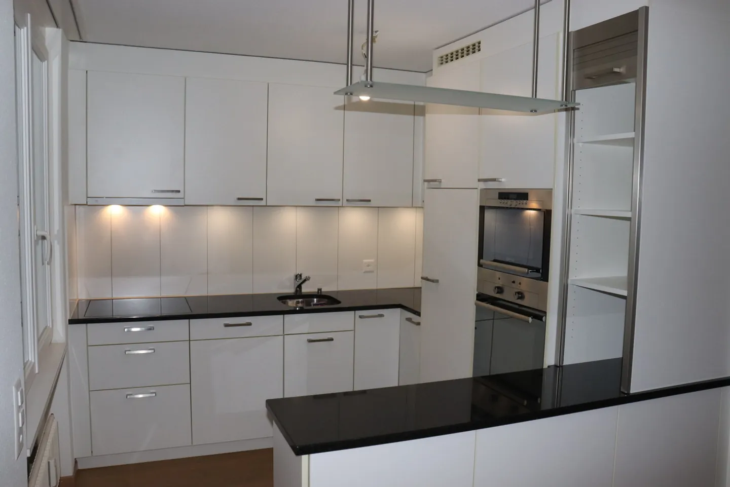 Appartamento attraente di 4,5 stanze in posizione centrale a Biberist! - Foto 7 di 11