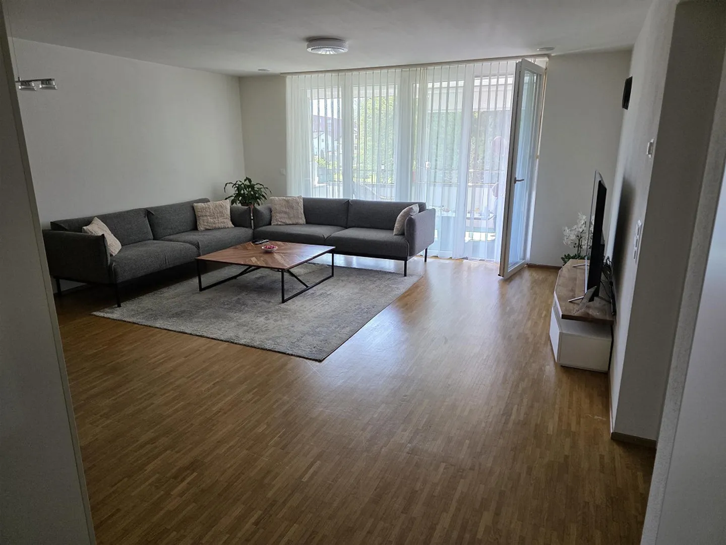 Charmante 3.5 Zimmer Wohnung - Foto 1 von 4