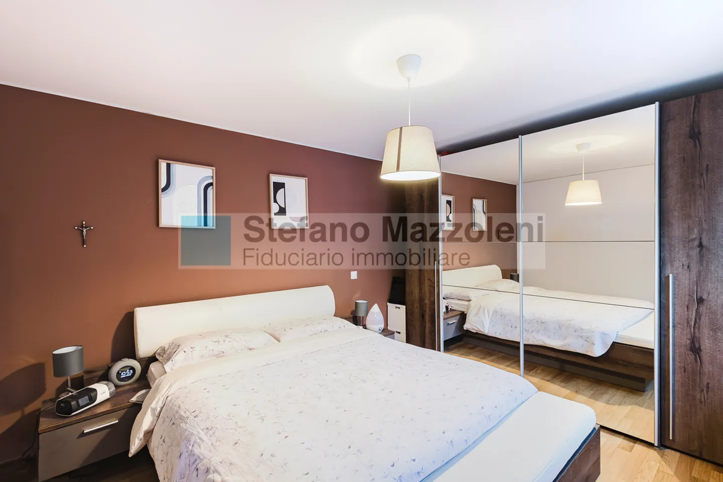 Modern Duplex Apartment in Lumino - Photo 9 of 14