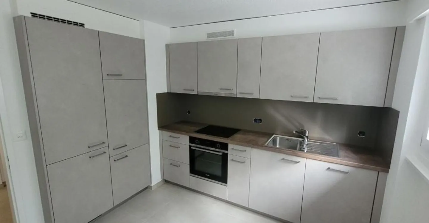 Kürzlich renovierte 3-Zimmer-Wohnung mit Balkon! - Foto 1 von 11