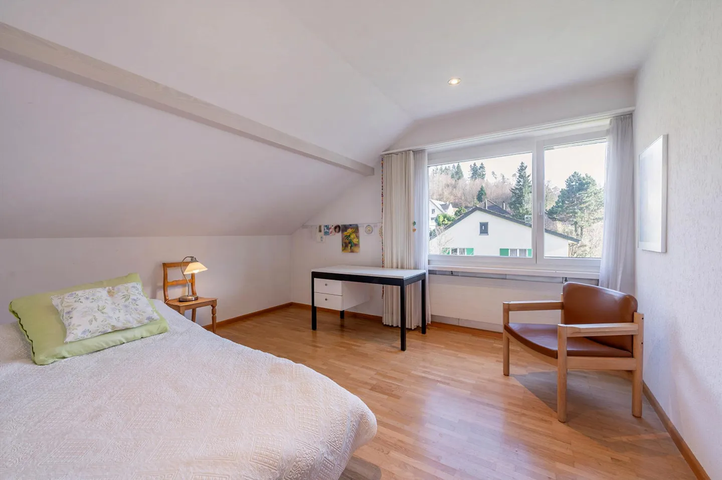 Jardin spacieux et appartement avec vue imprenable - Photo 6 sur 13