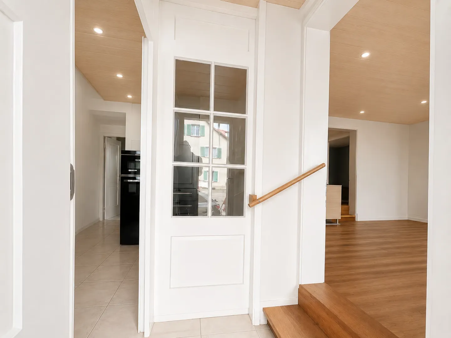 Charming 3.5-room single-family house for rent in Pratteln - Photo 2 of 5