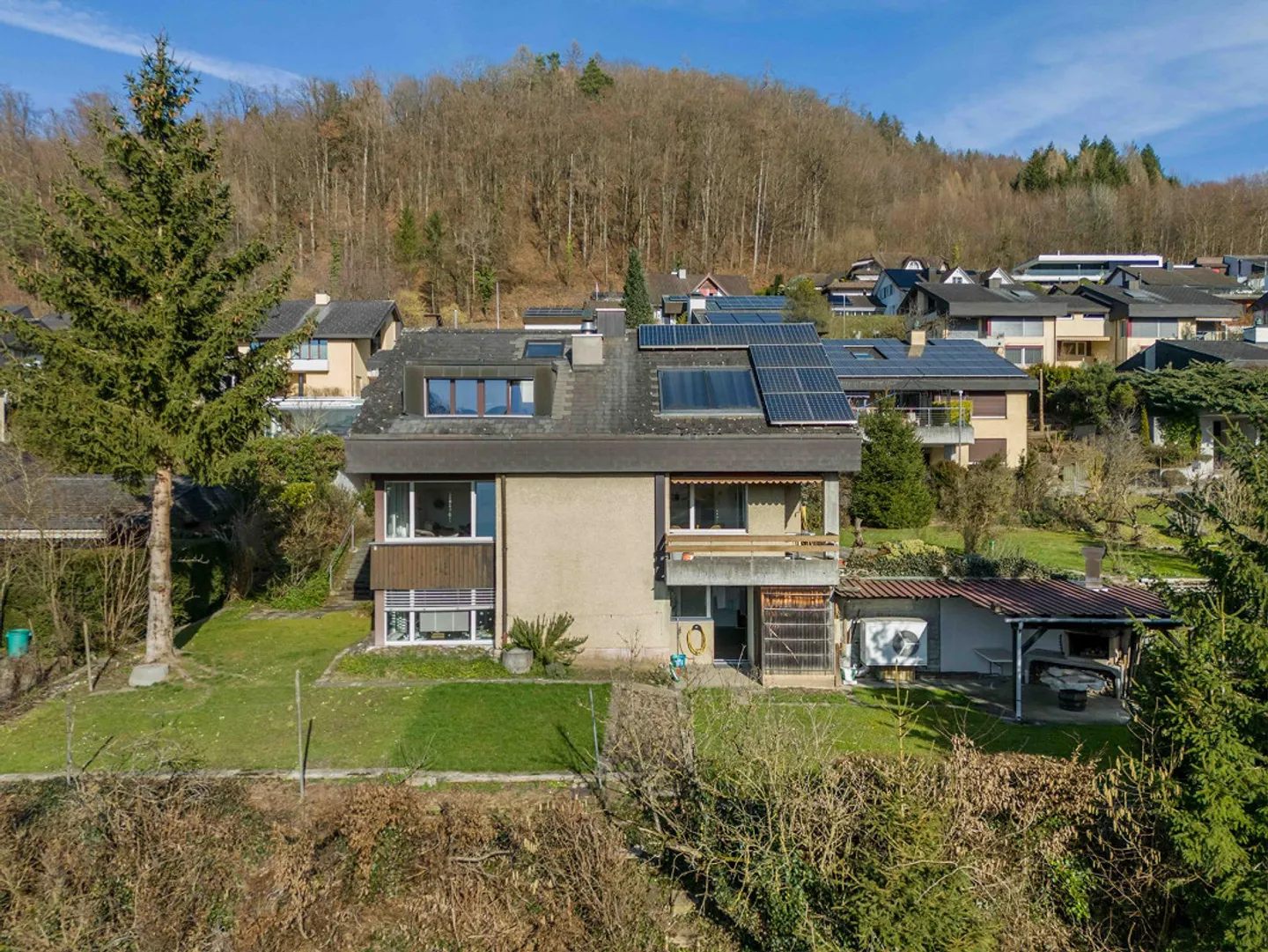 Jardin spacieux et appartement avec vue imprenable - Photo 11 sur 13