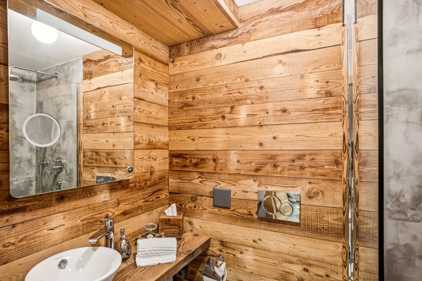 CHALET COCON - CENTRO DEL VILLAGGIO E TELECABINA - Foto 8 di 18