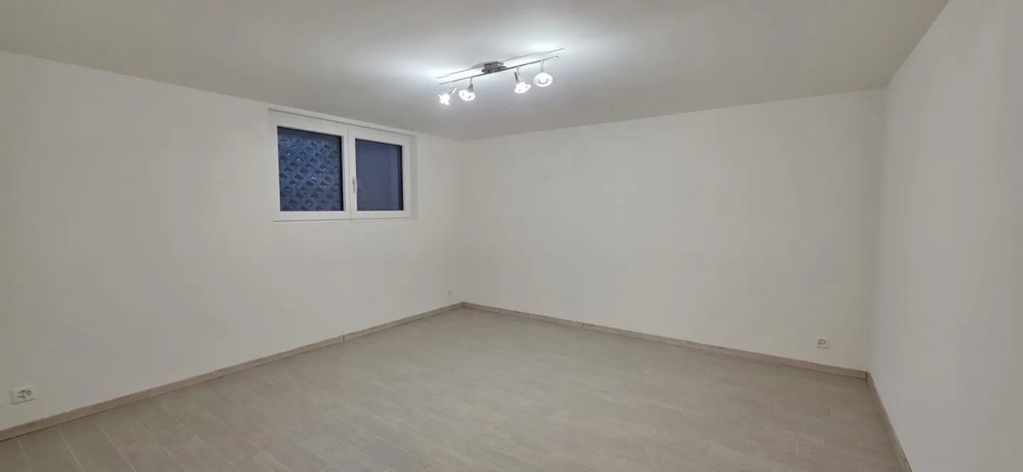 4.5-room apartment with garden - Photo 11 of 14