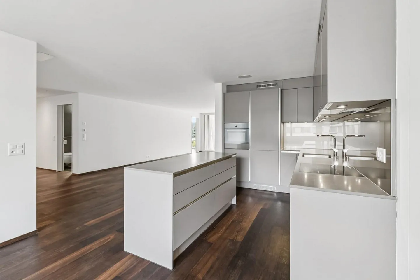 Style, moderne et central vivre à Schlieren! - Photo 1 sur 10