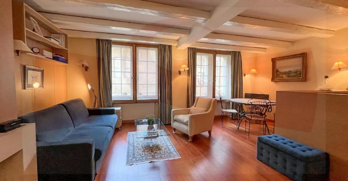 Furnished studio for rent in the old town - Photo 1 of 5
