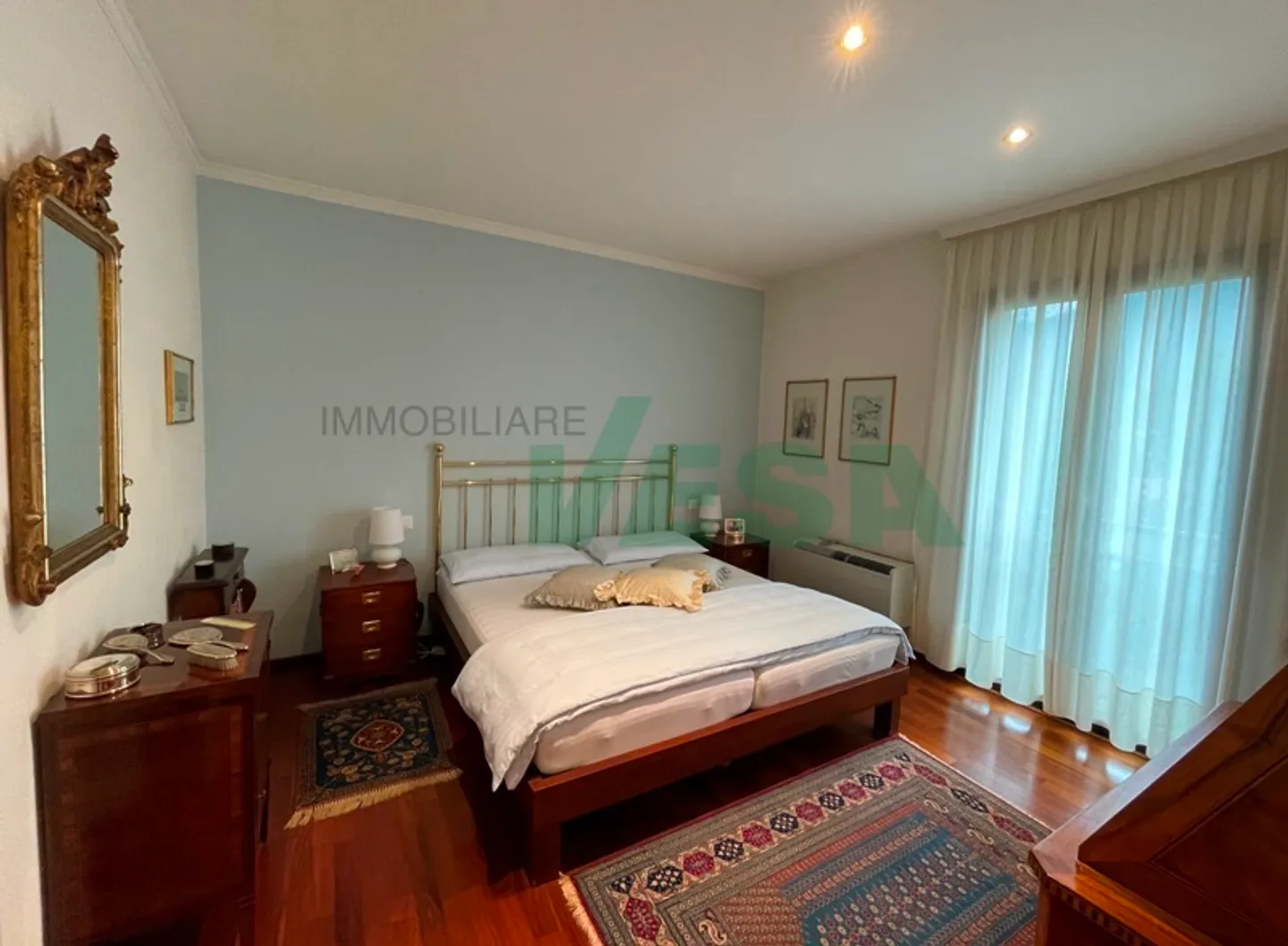 Appartement duplex élégant et lumineux dans un emplacement exclusif - Photo 3 sur 11