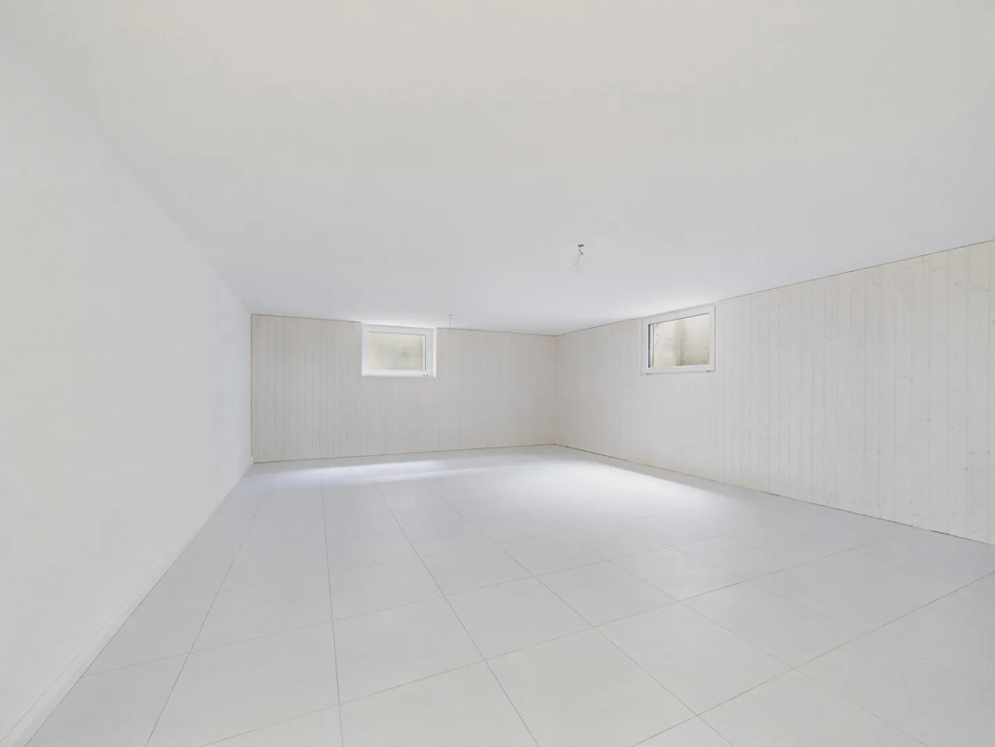 Spazio commerciale moderno con possibilità di utilizzo versatile in una posizione tranquilla - Foto 1 di 8