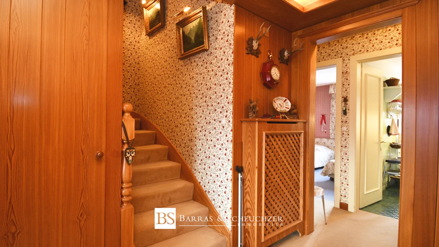 Grande duplex di 6,5 stanze con vista, piscina, in centro - Foto 6 di 22