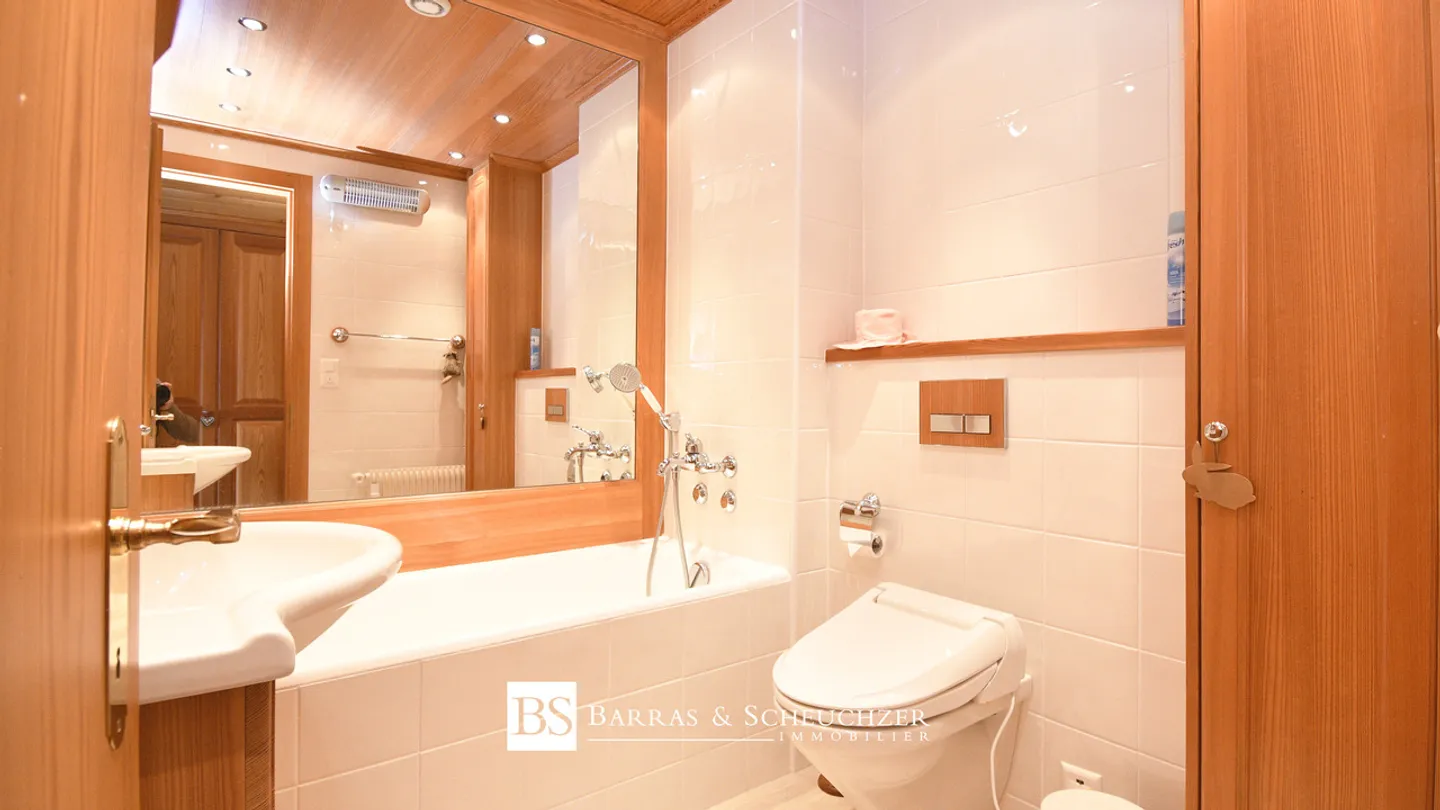 Grande duplex di 6,5 stanze con vista, piscina, in centro - Foto 9 di 22