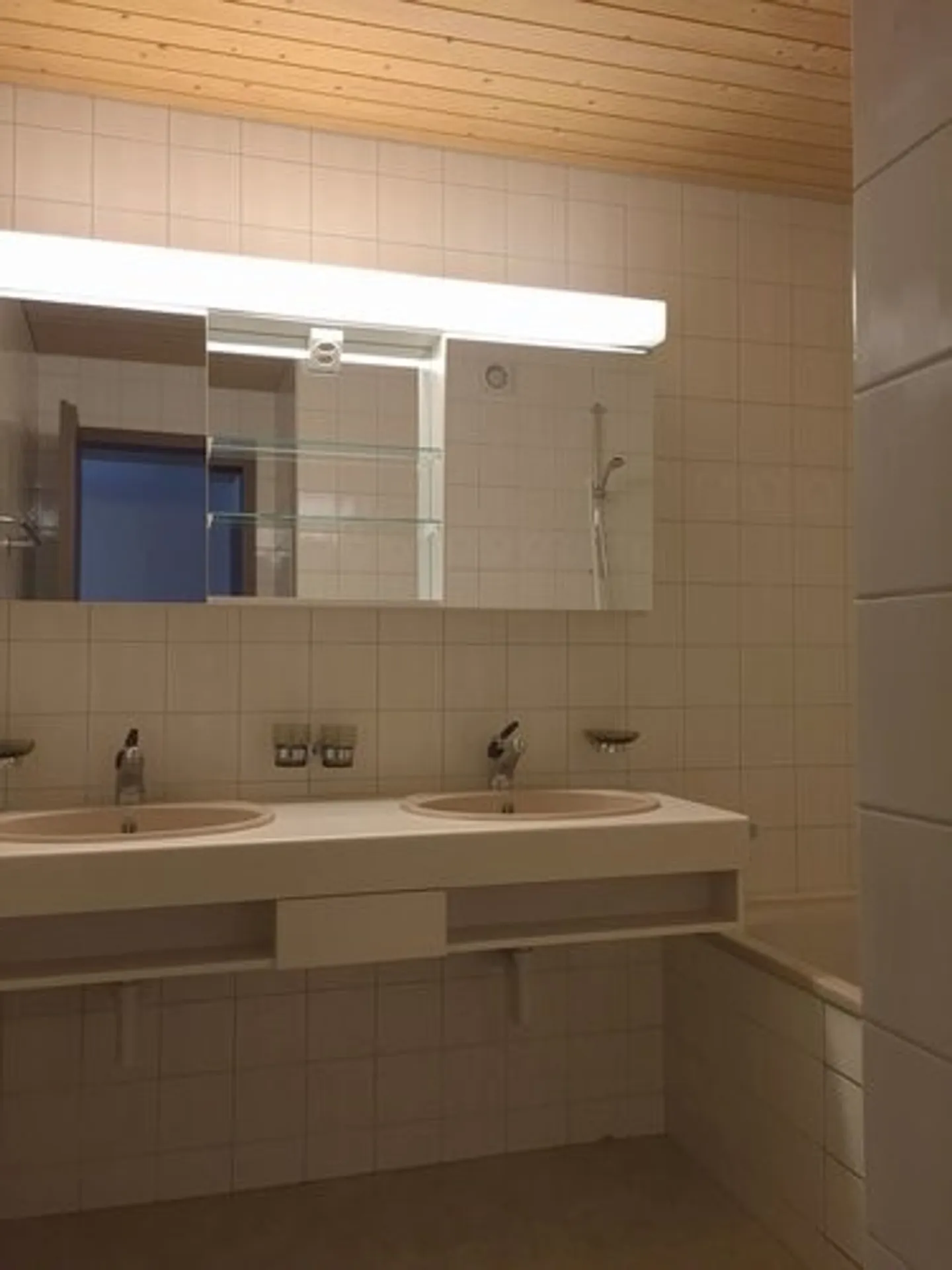 Appartement 4 1/2 pièces avec deux balcons - Photo 6 sur 8