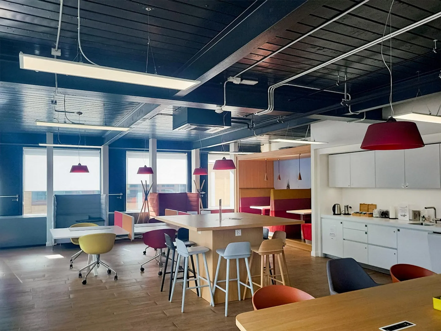 Bureau privé pour 4 personnes au Regus City Centre - Photo 6 sur 7