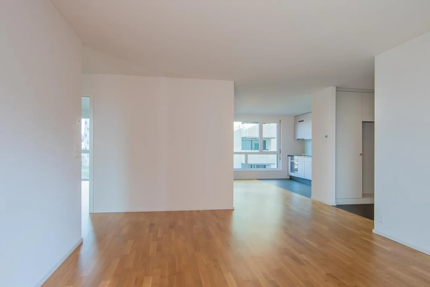 Appartement moderne de 3,5 pièces dans le quartier Düdingenplus - Photo 4 sur 12