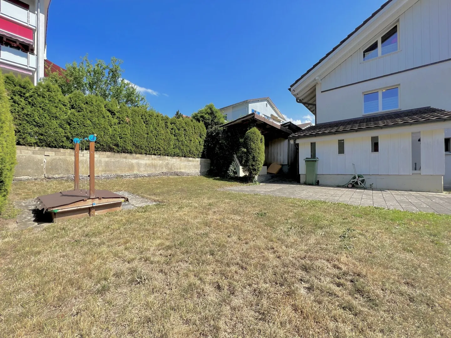 Appartement sous les toits spacieux avec beaucoup de charme - Photo 14 sur 14