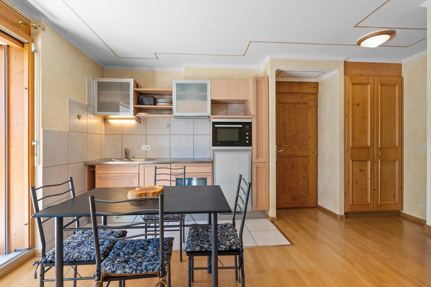 Crans-Montana Plan-Mayen : Appartement ski-in/ski-out avec terrasse - Photo 5 sur 6