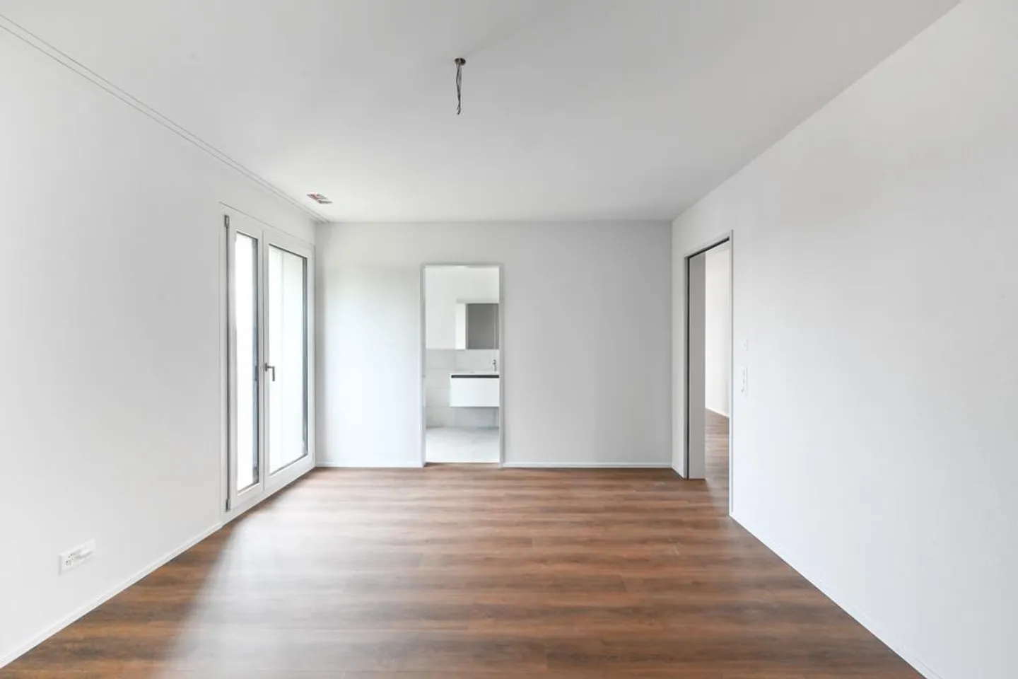 Bright and Modern Living in Prime Location - Photo 4 of 7