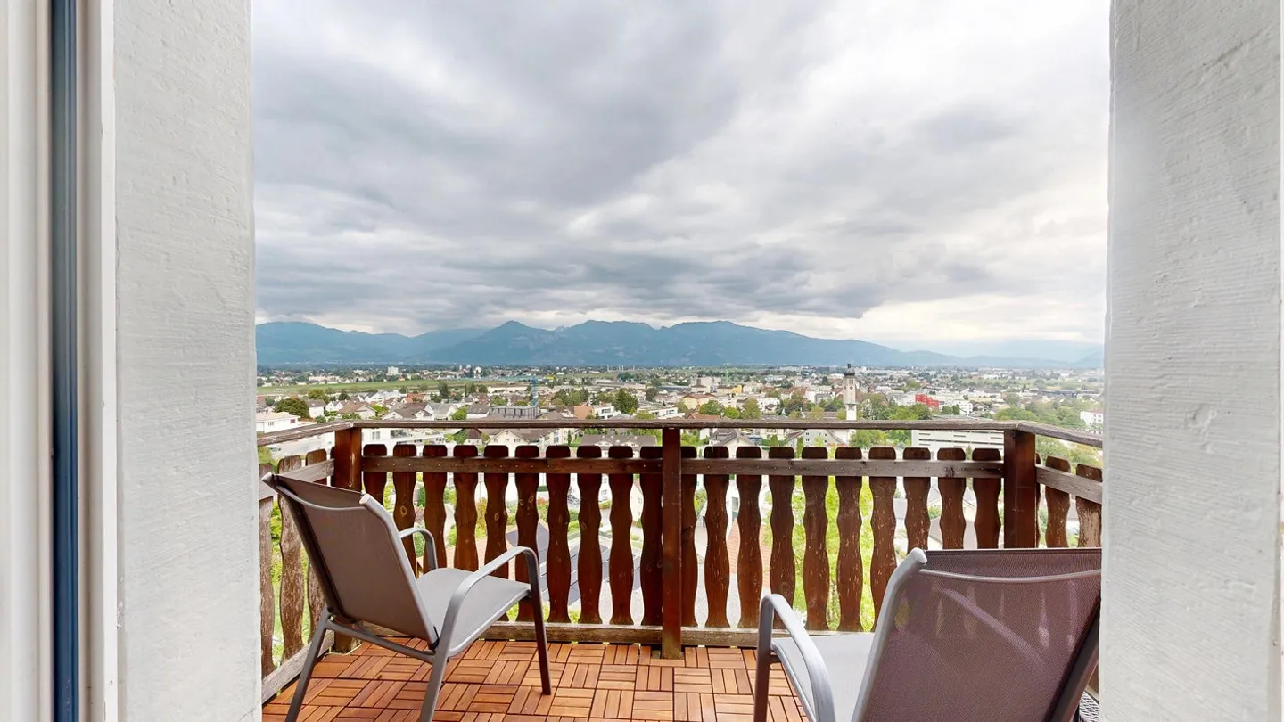 4.5 Room Maisonette Apartment with Panoramic View over the Rhine Valley to ... - Photo 8 of 16