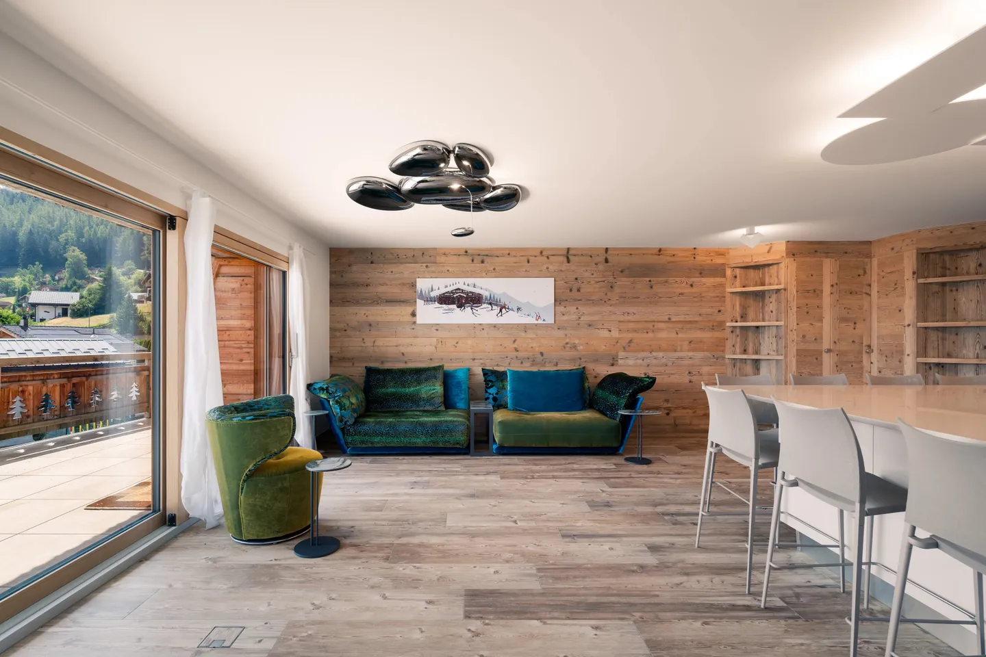 Appartement haut de gamme élégant de 4,5 pièces avec terrasse, jardin privé et vue panoramique sur les Alpes - Photo 1 sur 11