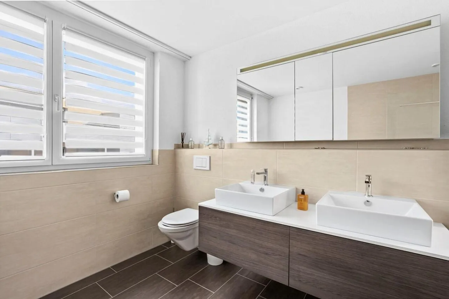 Modern single-family house for sale in the sought-after Thayngen - Photo 8 of 17