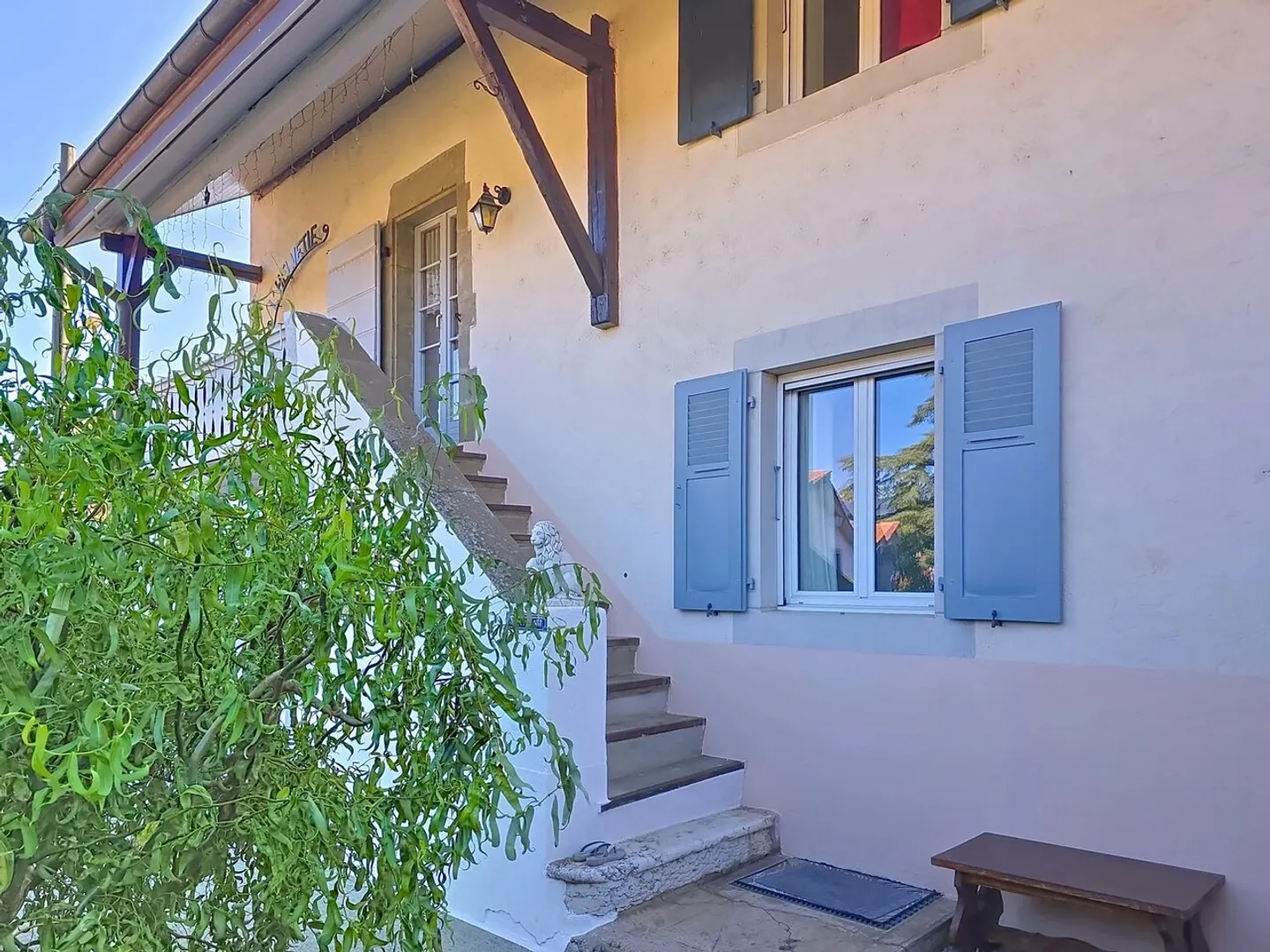 6-Zimmer-Haus - Foto 2 von 5