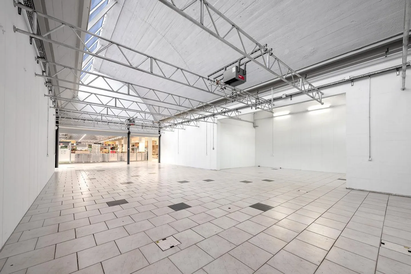 Gewerbe mieten - Foto 8 von 11