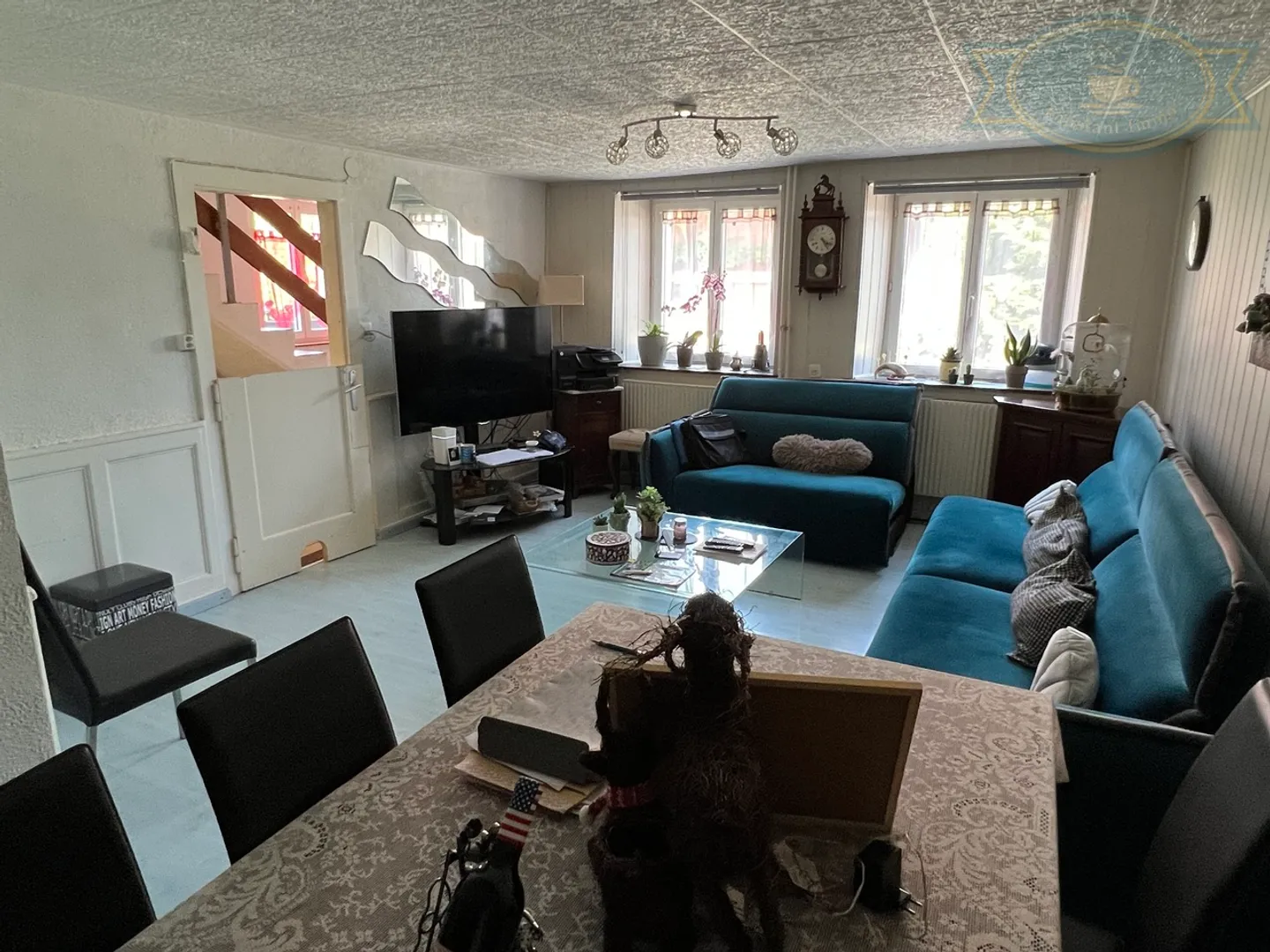 Casa di villaggio con una grande fienile e un grande giardino. - Foto 9 di 17