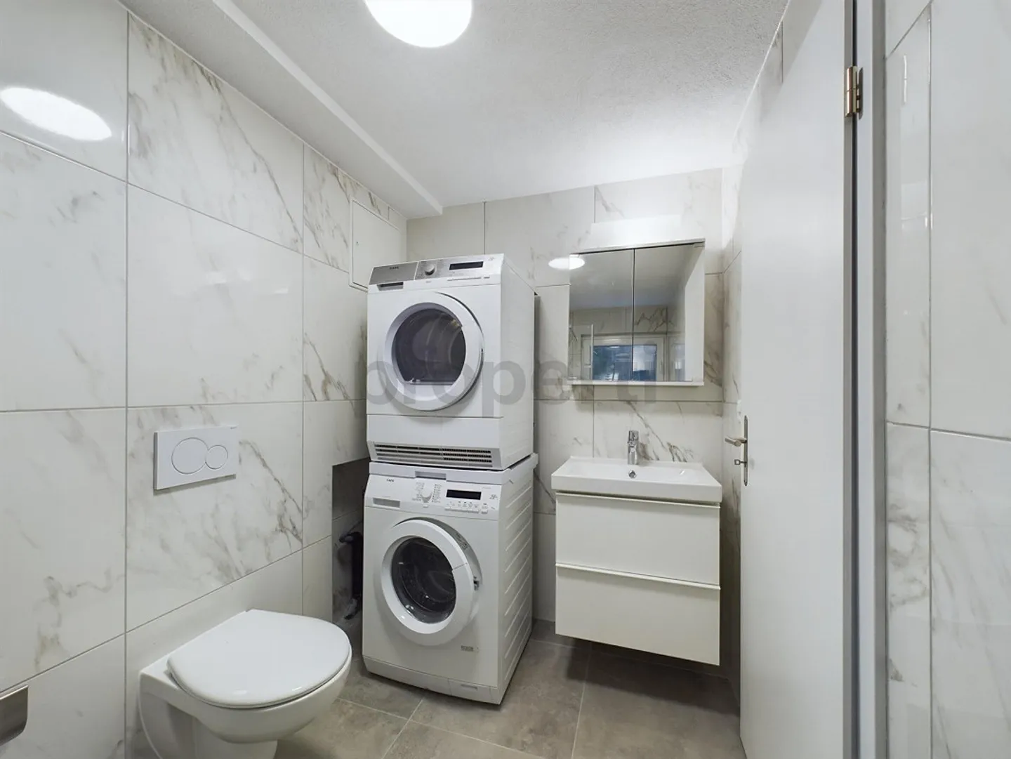 Charmante appartement 1.5 pièces avec espace de couchage supplémentaire à Stein am Rhein - env. 67 m² - Photo 6 sur 8