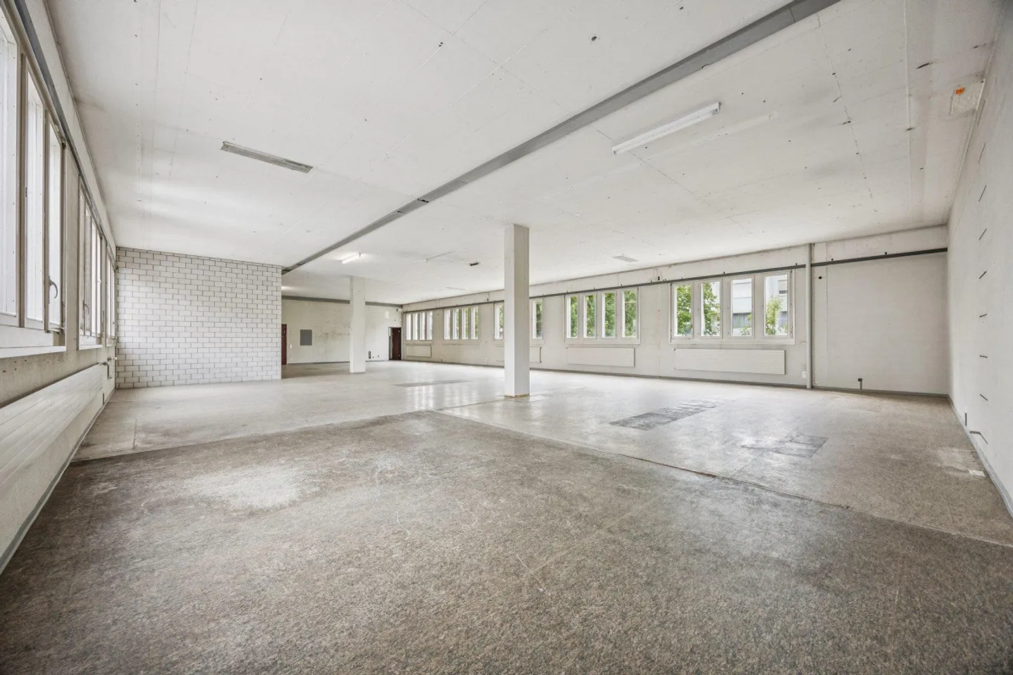 Viel Raum für Bewegung und Erfolg – 267 m² Gewerbefläche mit zahlre... - Foto 6 di 10