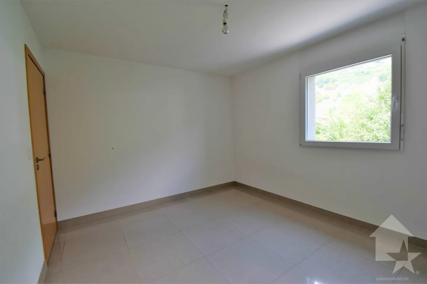 «4.5-Zimmer-Penthouse mit grosser Terrasse und 3 Parkplätzen» - Foto 14 von 18