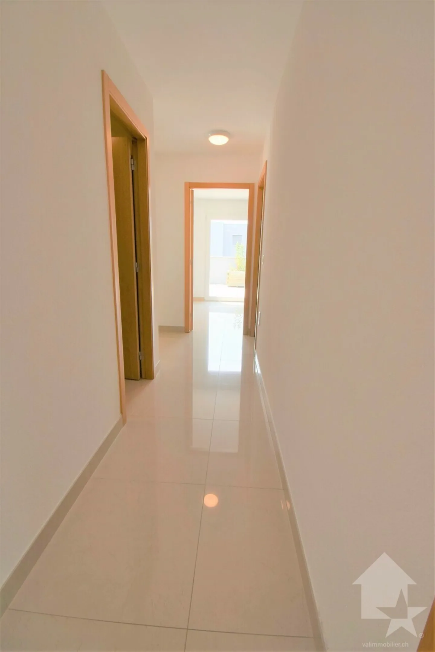 «4.5-Zimmer-Penthouse mit grosser Terrasse und 3 Parkplätzen» - Foto 16 von 18