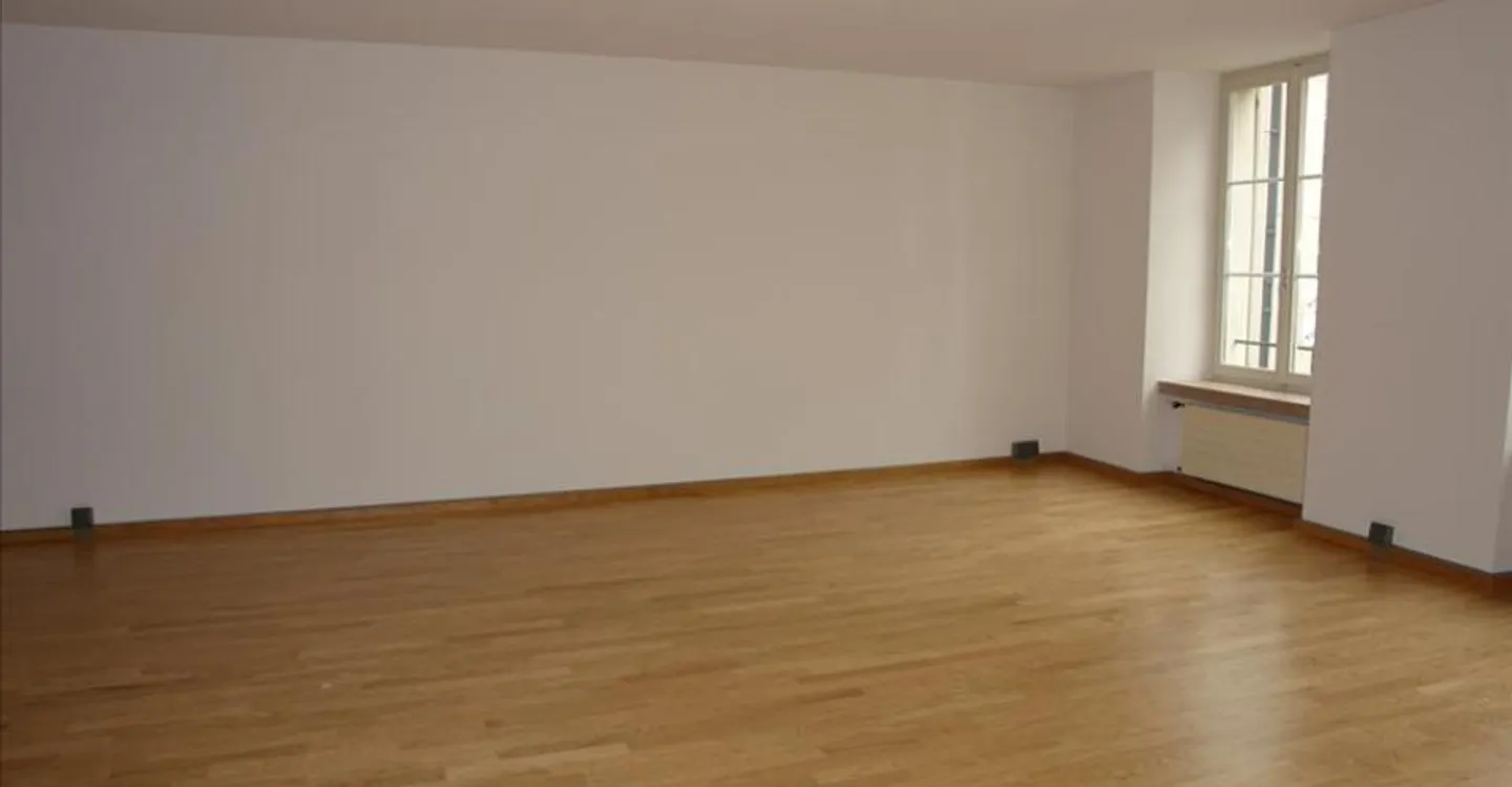 Loft spacieux avec cuisine ouverte - Photo 5 sur 6