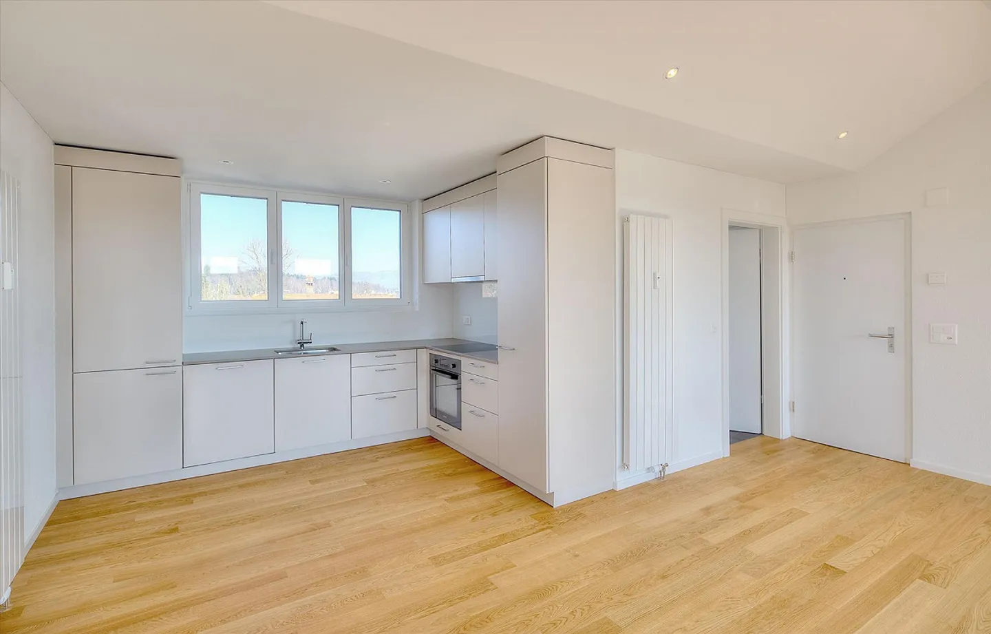 Qui sei sul lato soleggiato della vita - Foto 3 di 6