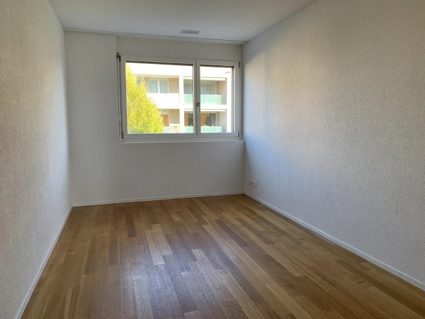 Moderne 4.5-Zimmer-Wohnung in Belp - Foto 5 von 11