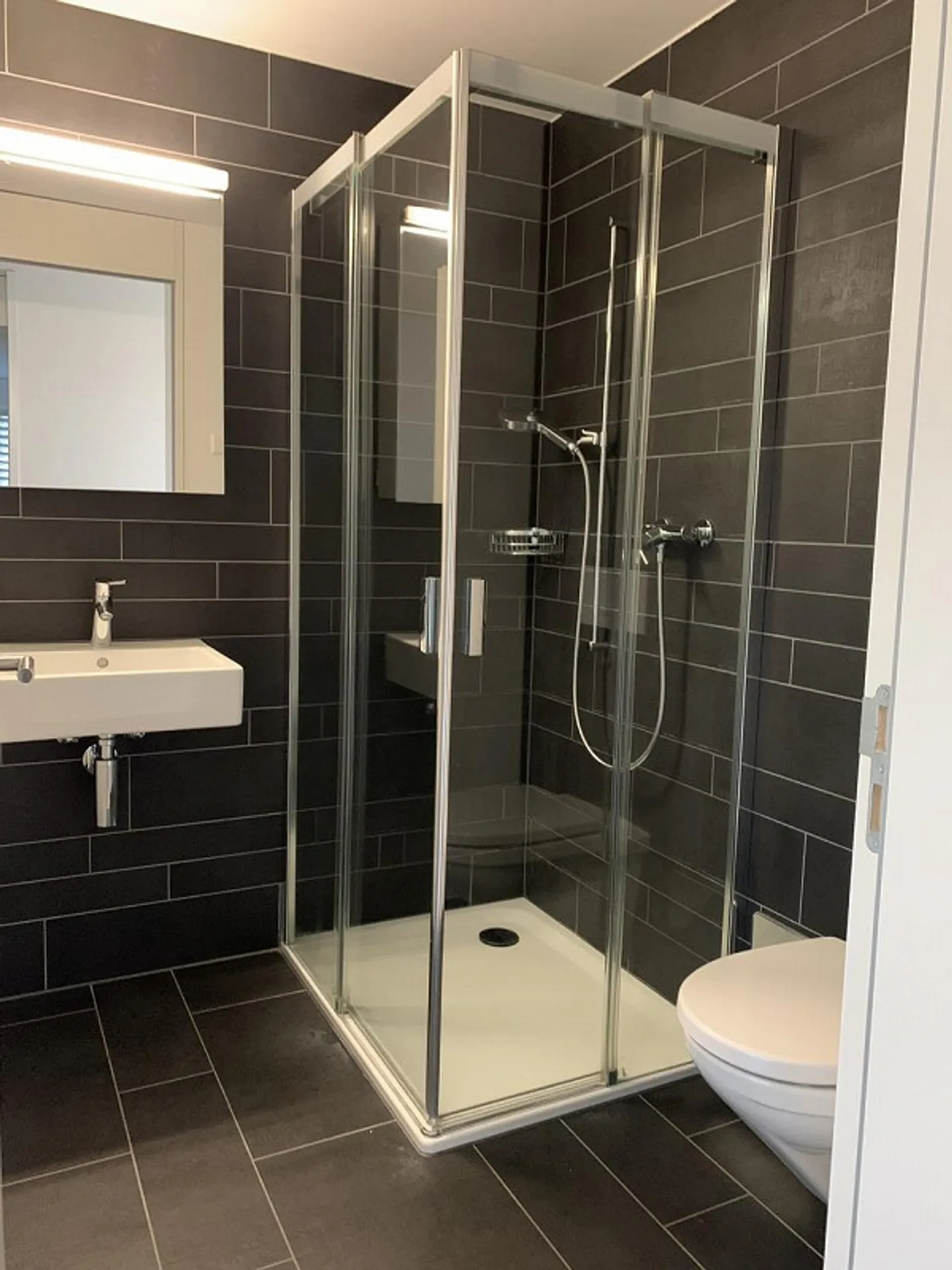 Moderne 4.5-Zimmer-Wohnung in Belp - Foto 7 von 11