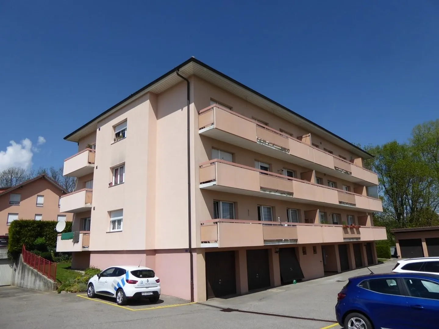 3,5-Zimmer-Wohnung im 1. Stock - Foto 1 von 8